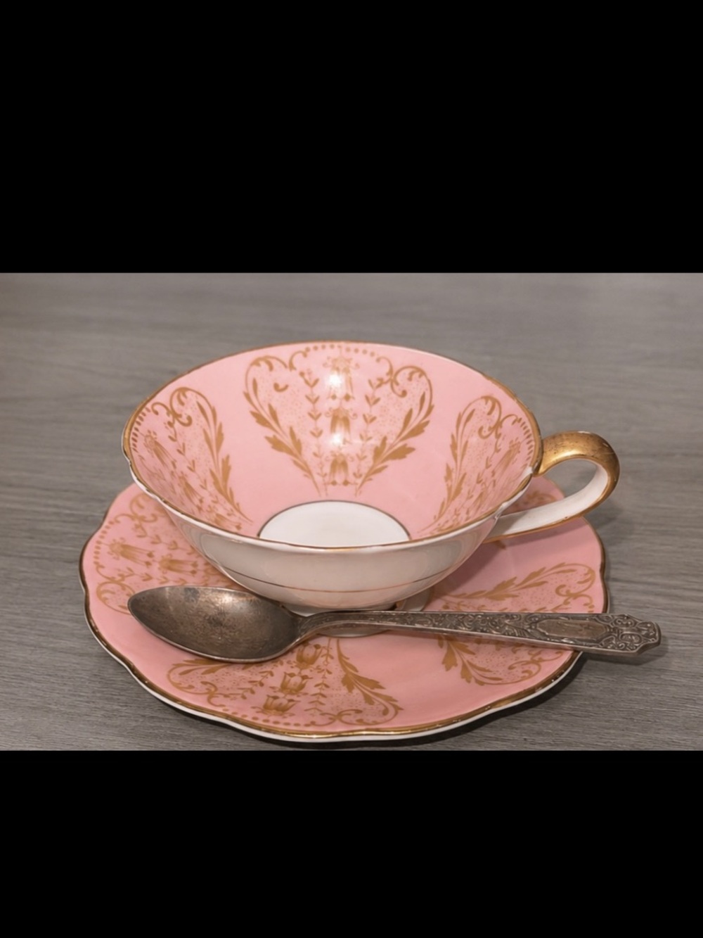 Royal Bayreuth Bavaria Germany Pink & Gold Porcelain Floral Teacup Set